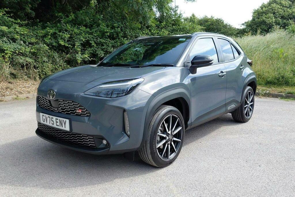 Toyota Yaris Cross 1.5 Vvt H Gr Sport Suv Hybrid E Cvt Grey #3