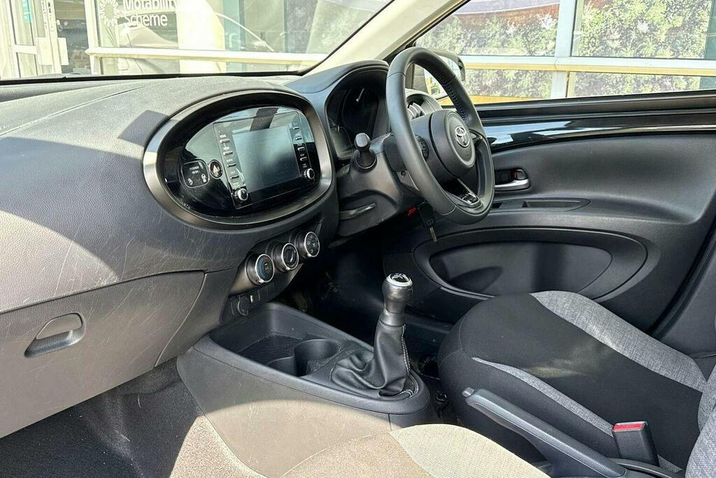 Toyota Aygo X 1.0 Vvt I Pure Hatchback GY23VWG Black #5