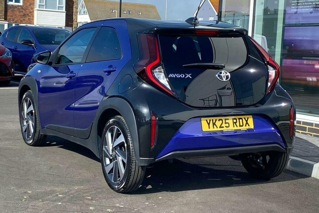 Toyota Aygo X 1.0 Vvt I Edge Hatchback X Shift YK25RDX Blue #4