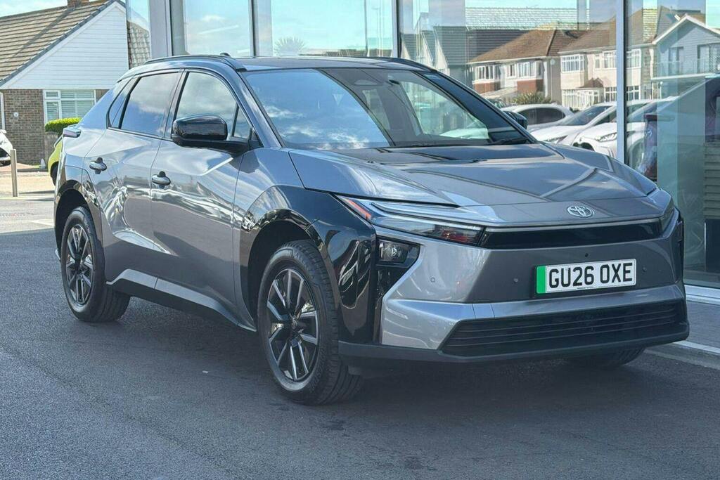 Toyota bZ4X 73.1Kwh Design Suv Silver