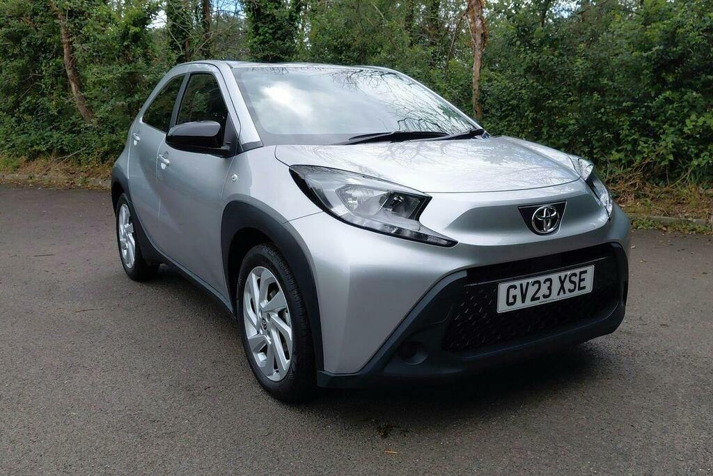 Toyota Aygo X 1.0 Vvt I Pure Hatchback Silver