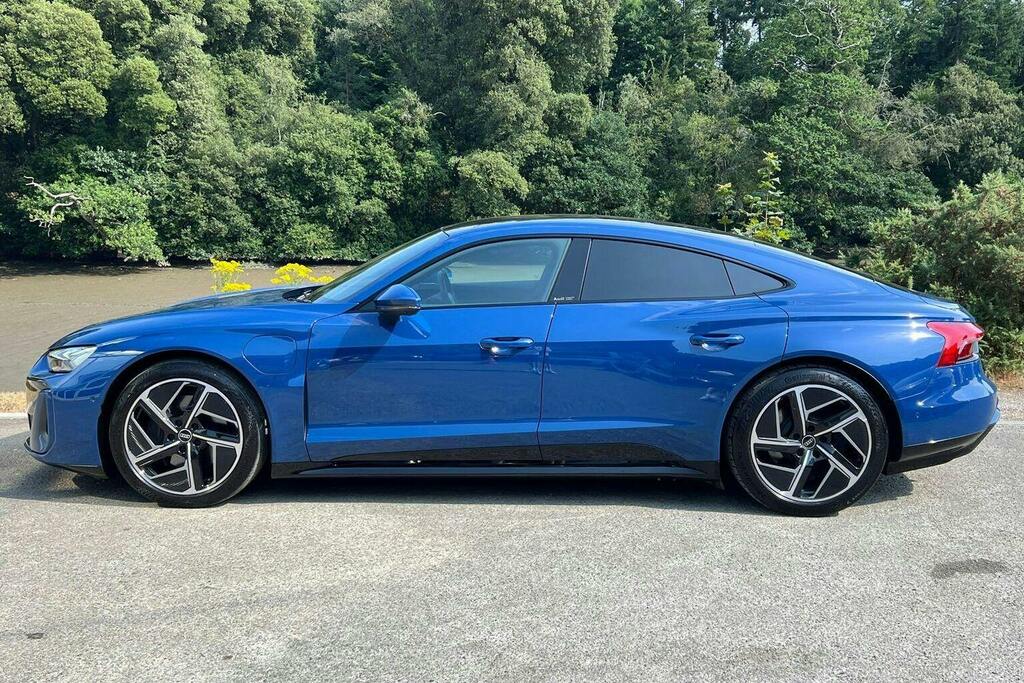 Audi E Tron GT 105Kwh Saloon Quattro WK75OCC Blue #6