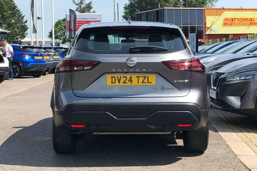 Nissan Qashqai 1.5 H E Power Acenta Premium Suv Hybrid DV24TZL Grey #4