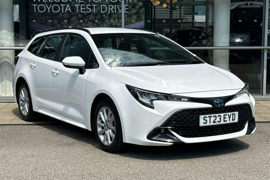 Toyota Corolla 1.8 Vvt H Icon Touring Sports Hybrid Cv White