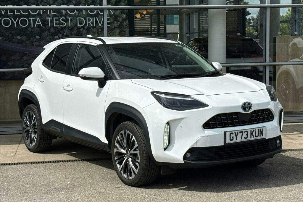 Toyota Yaris Cross 1.5 Vvt H Excel Suv Hybrid E Cvt GY73KUN White