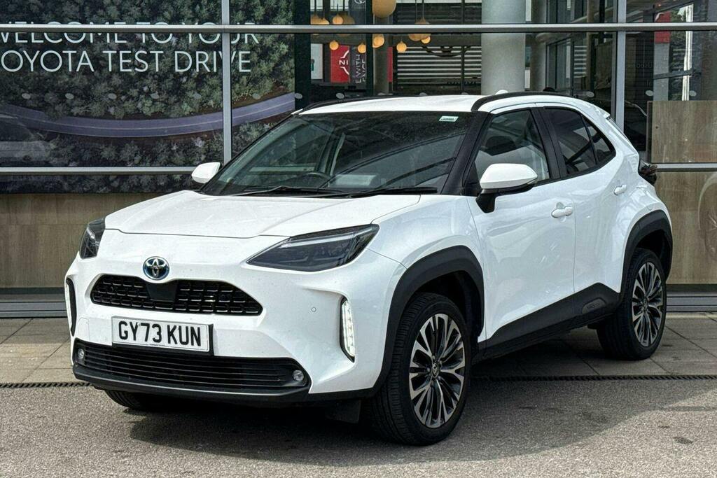 Toyota Yaris Cross 1.5 Vvt H Excel Suv Hybrid E Cvt GY73KUN White #3