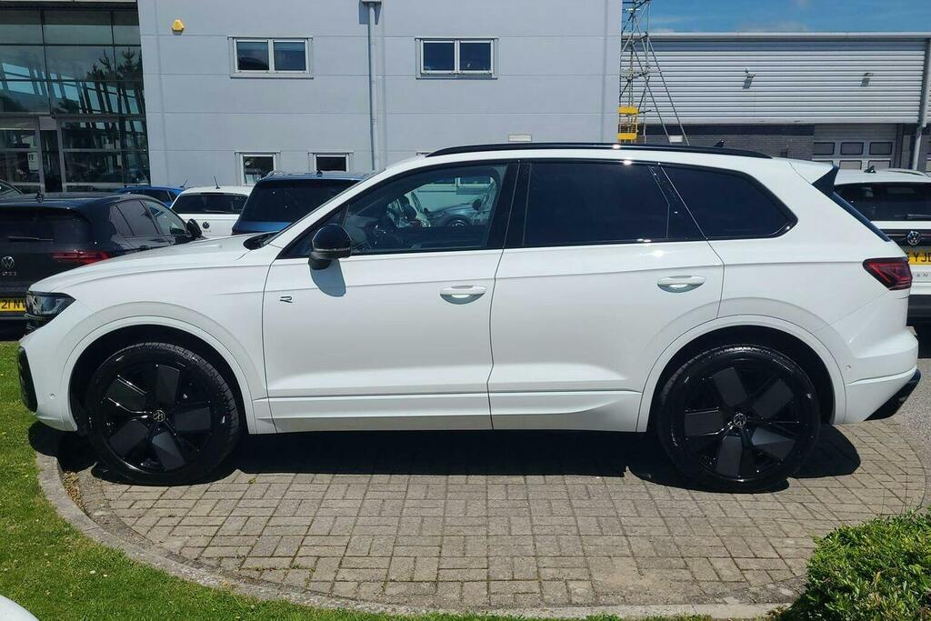 Volkswagen Touareg 3.0 Tdi V6 Black Edition Suv Tiptronic WK75XBB White #6