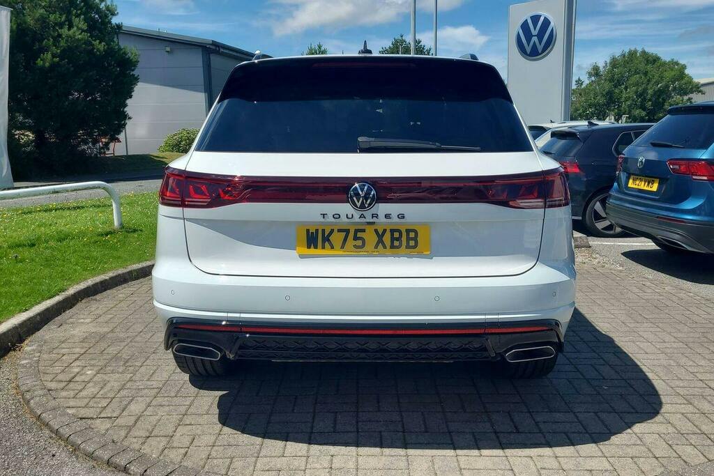 Volkswagen Touareg 3.0 Tdi V6 Black Edition Suv Tiptronic WK75XBB White #4