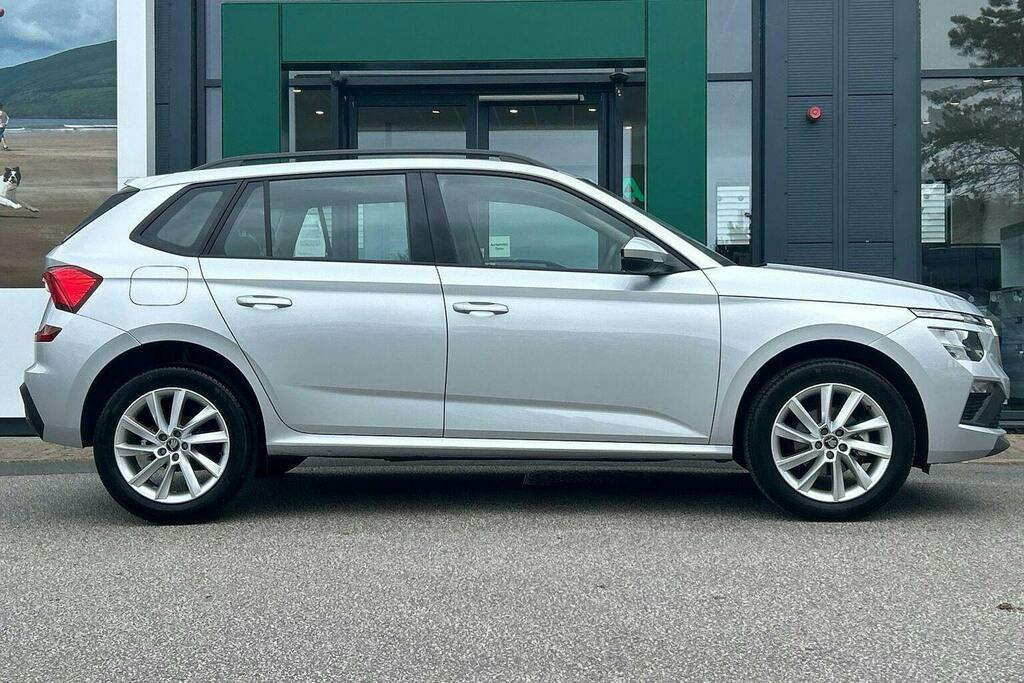 Skoda Kamiq 1.0 Tsi Se Edition Suv GL25VKX Silver #2