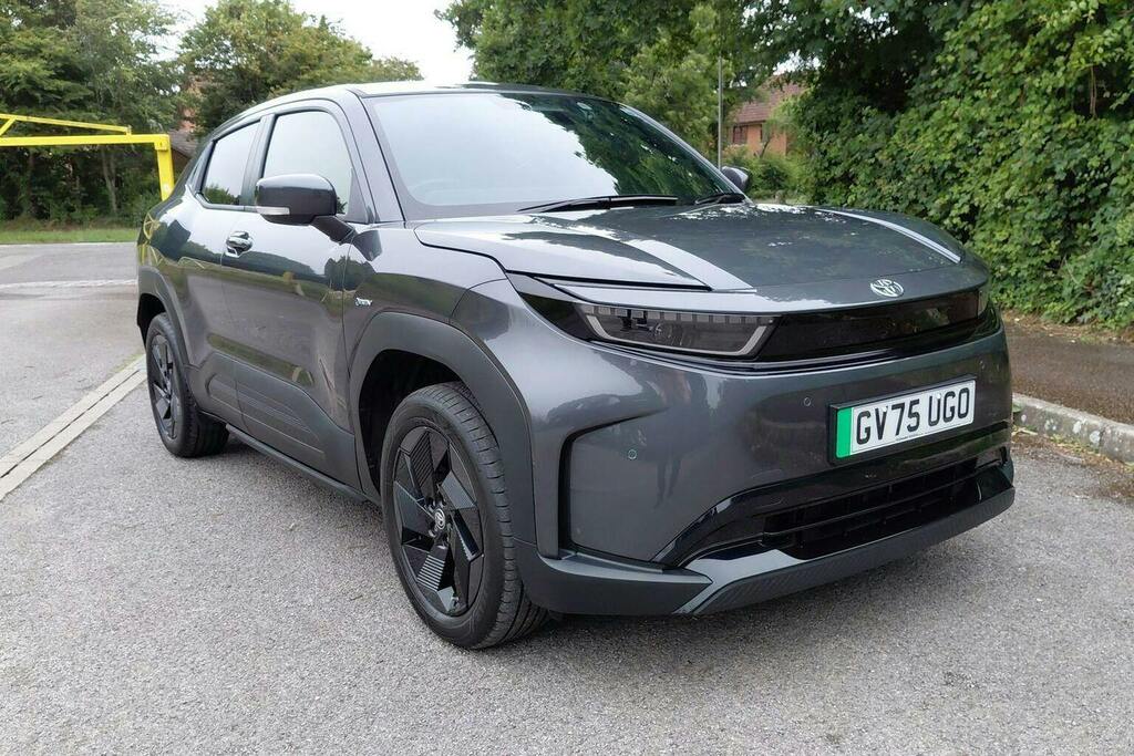 Toyota Urban Cruiser 61Kwh Design Suv Grey