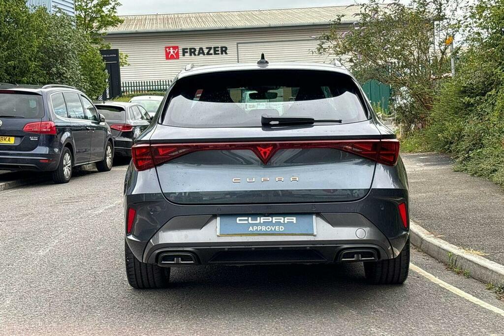 Cupra Leon 1.5 Etsi V3 Estate Hybrid Dsg Grey #4
