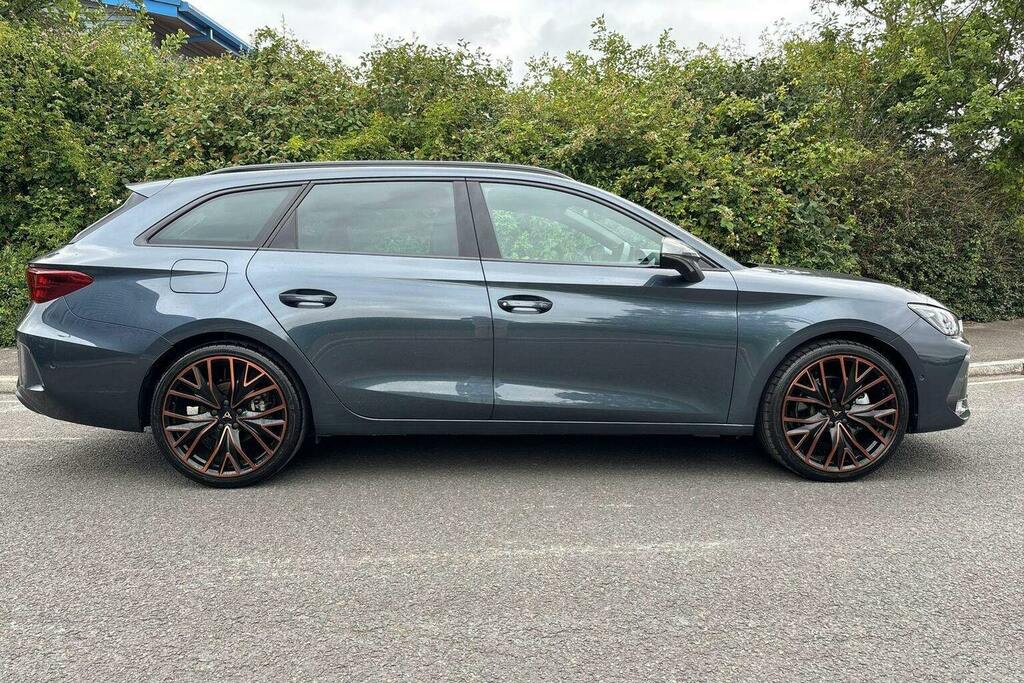 Cupra Leon 1.5 Etsi V3 Estate Hybrid Dsg Grey #2