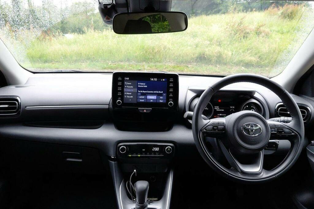 Toyota Yaris 1.5 Vvt H Design Hatchback Hybrid E Cvt AX23CYP Blue #6