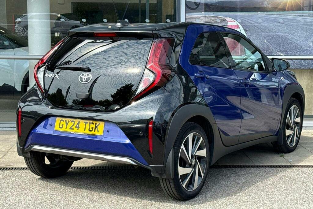 Toyota Aygo X 1.0 Vvt I Exclusive Hatchback GY24TGK Blue #2