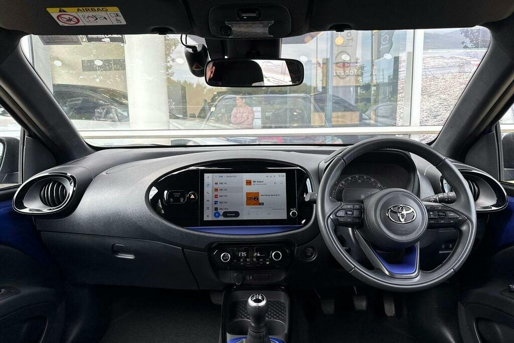 Toyota Aygo X 1.0 Vvt I Exclusive Hatchback GY24TGK Blue #6
