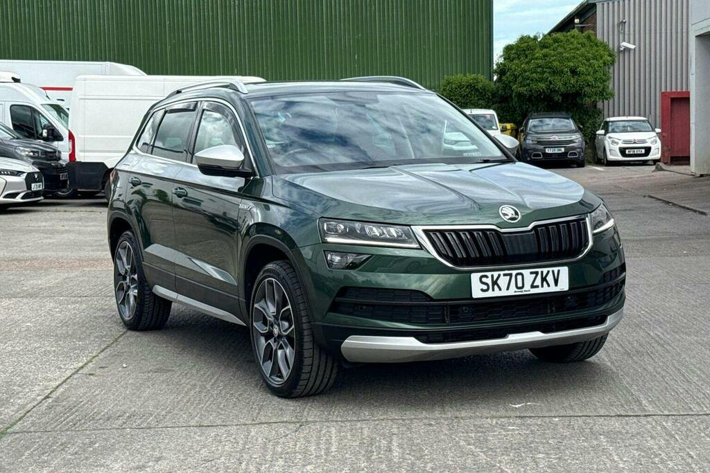 Skoda Karoq 2.0 Tdi Scout Suv Dsg 4Wd Green