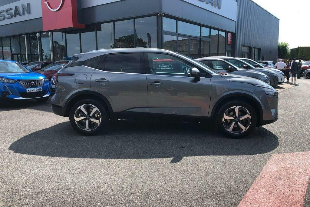 Nissan Qashqai 1.3 Dig T Mhev N Connecta Suv Hybrid Ma DN73OFL Grey #2