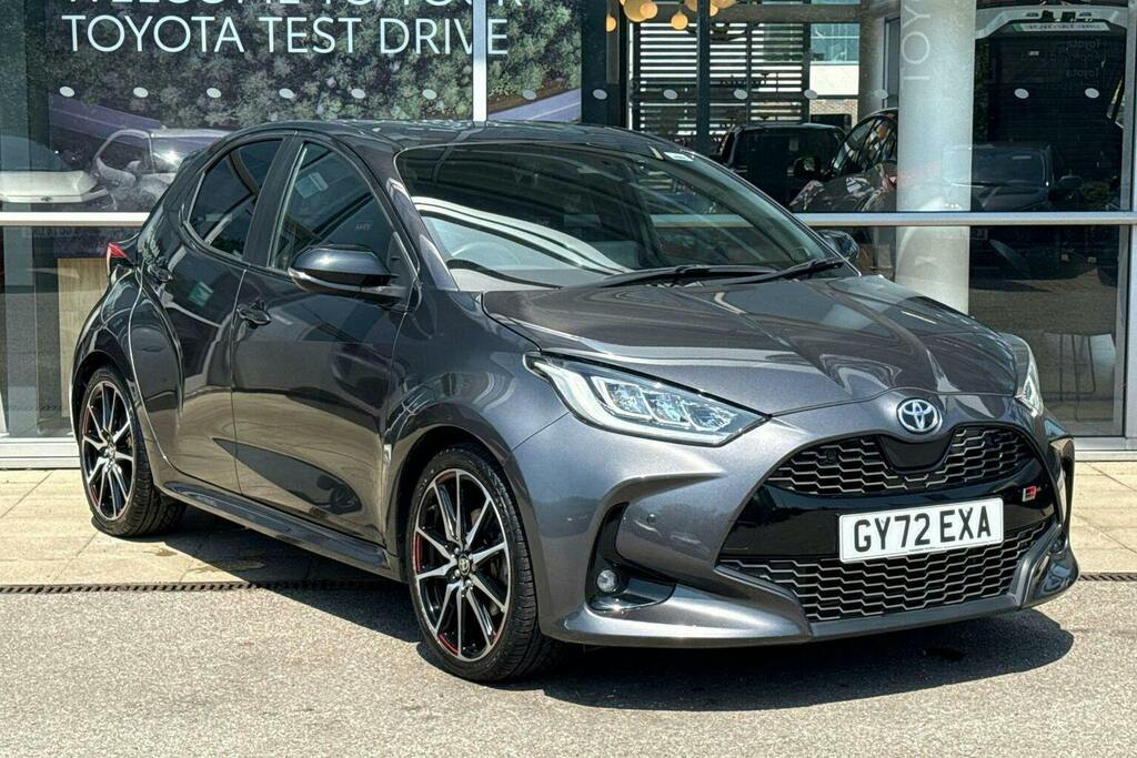 Toyota Yaris 1.5 Vvt H Gr Sport Hatchback Hybrid E C Grey