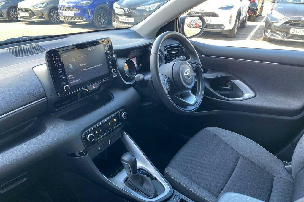 Toyota Yaris 1.5 Vvt H Design Hatchback Hybrid E Cvt ST23NHO Blue #5