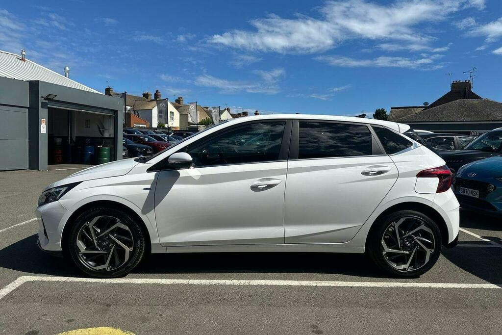 Hyundai I20 1.0 T Gdi Mhev Premium Hatchback Hybrid MM23FBZ White #6