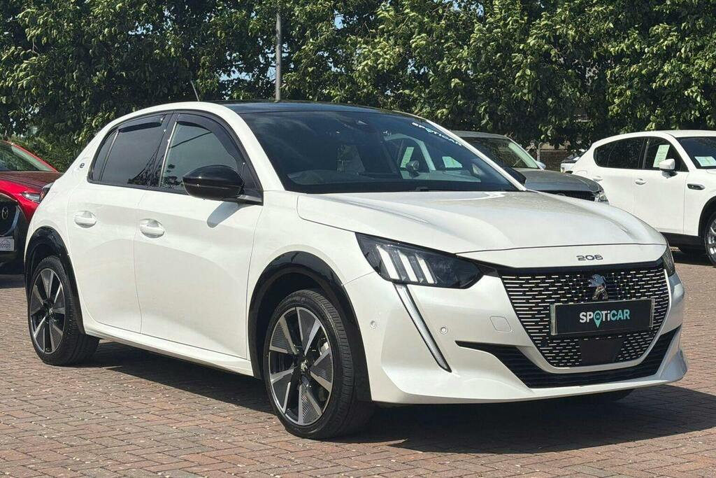 Peugeot e-208 50Kwh Gt Hatchback White