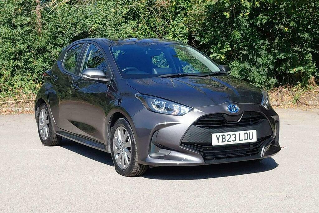 Toyota Yaris 1.5 Vvt H Icon Hatchback Hybrid E Cvt Grey