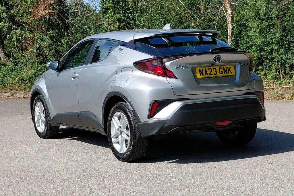 Toyota C-Hr 1.8 Vvt H Icon Suv Hybrid Cvt Silver #4