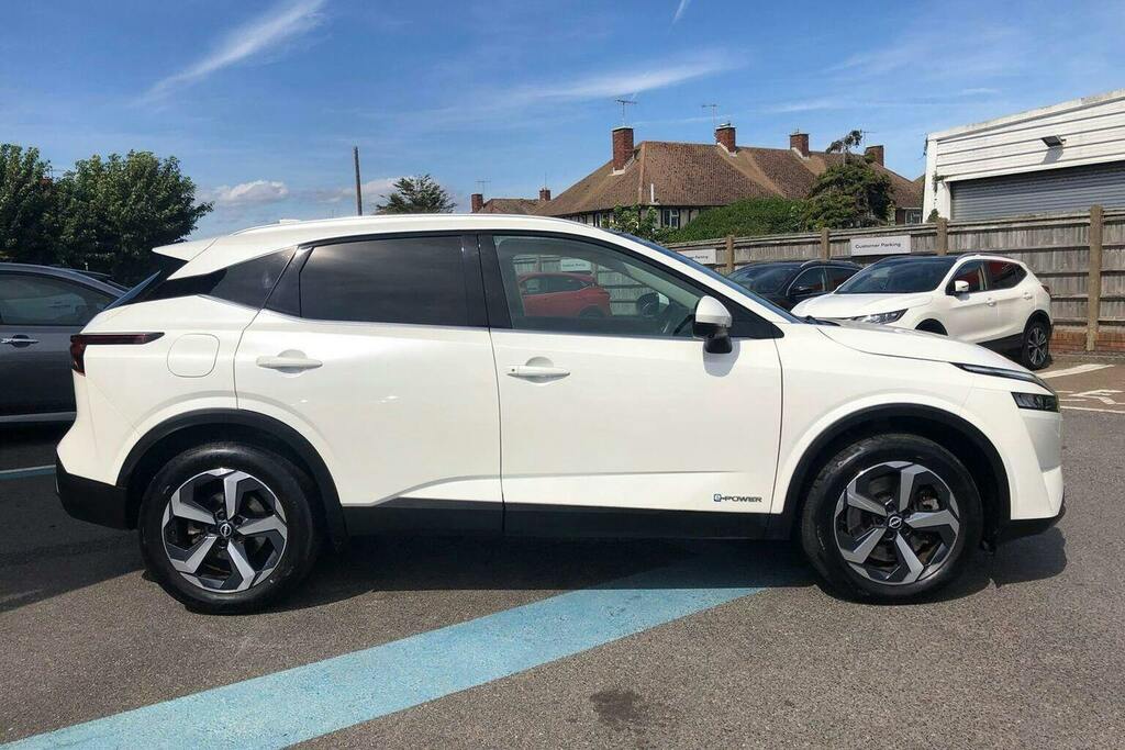 Nissan Qashqai 1.5 H E Power N Connecta Suv Hybrid Aut KY72CYZ White #2