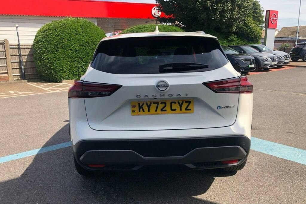 Nissan Qashqai 1.5 H E Power N Connecta Suv Hybrid Aut KY72CYZ White #4
