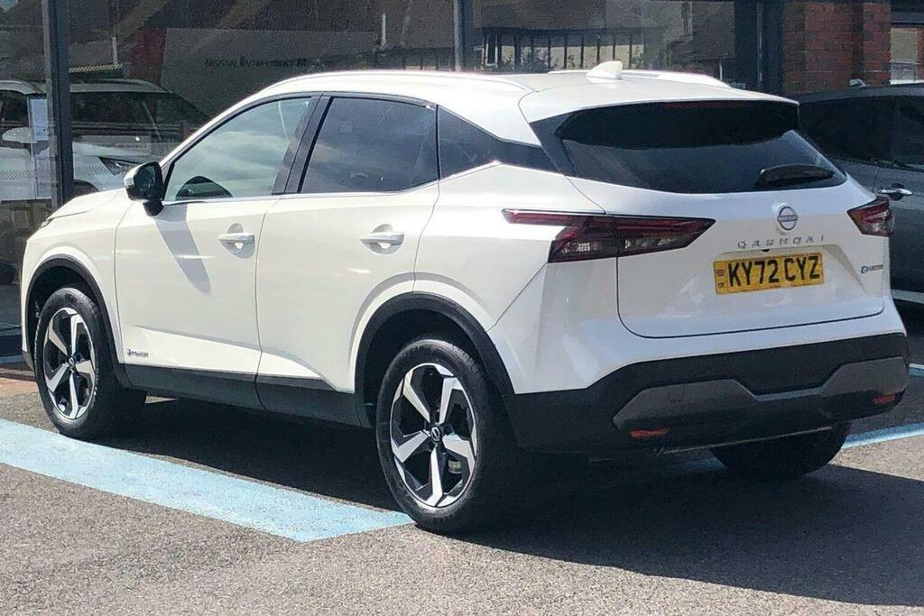 Nissan Qashqai 1.5 H E Power N Connecta Suv Hybrid Aut KY72CYZ White #5