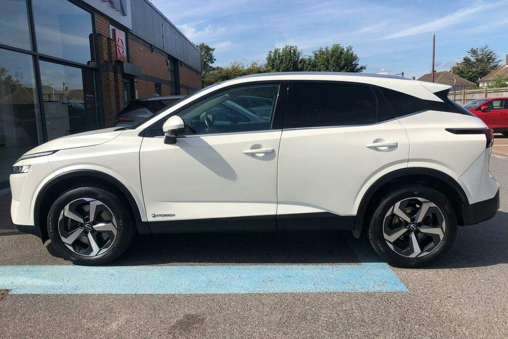 Nissan Qashqai 1.5 H E Power N Connecta Suv Hybrid Aut KY72CYZ White #6