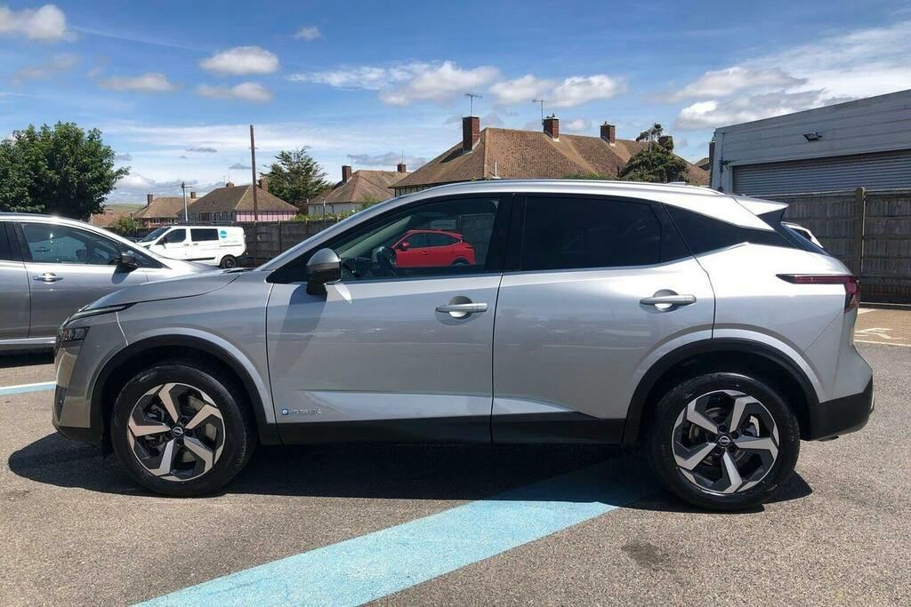 Nissan Qashqai 1.5 H E Power N Connecta Suv Hybrid Aut Silver #6