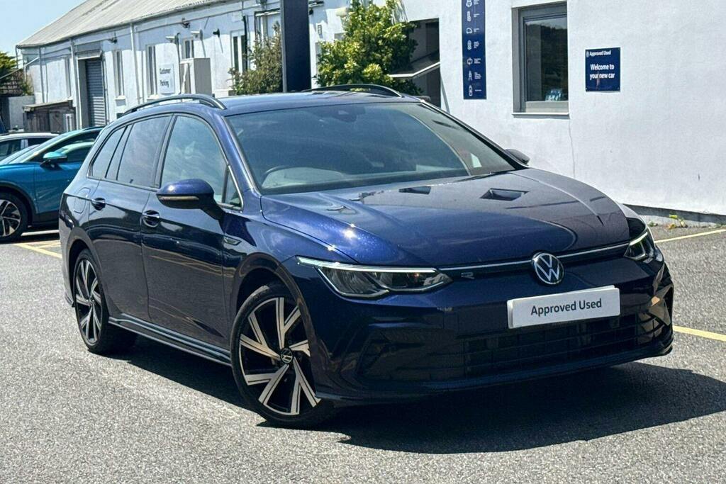 Volkswagen Golf 1.5 Etsi Mhev R-line Estate Hybrid Dsg Blue