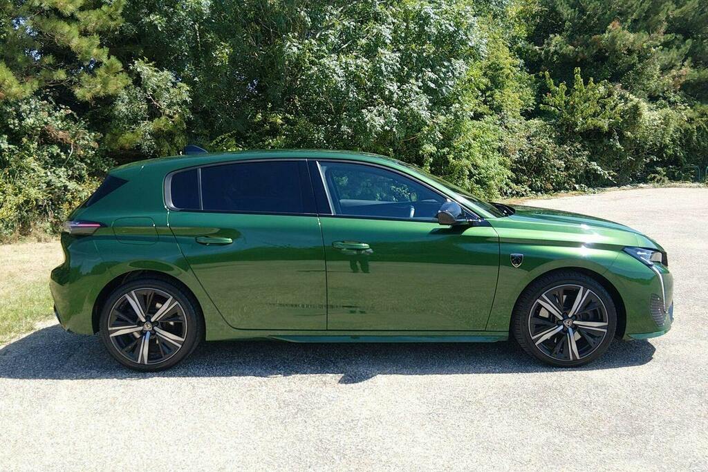 Peugeot 308 1.6 12.4Kwh Gt Premium Hatchback Plug I Green #2