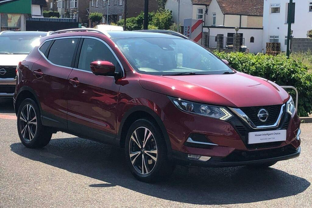Nissan Qashqai 1.3 Dig T N Connecta Suv Red