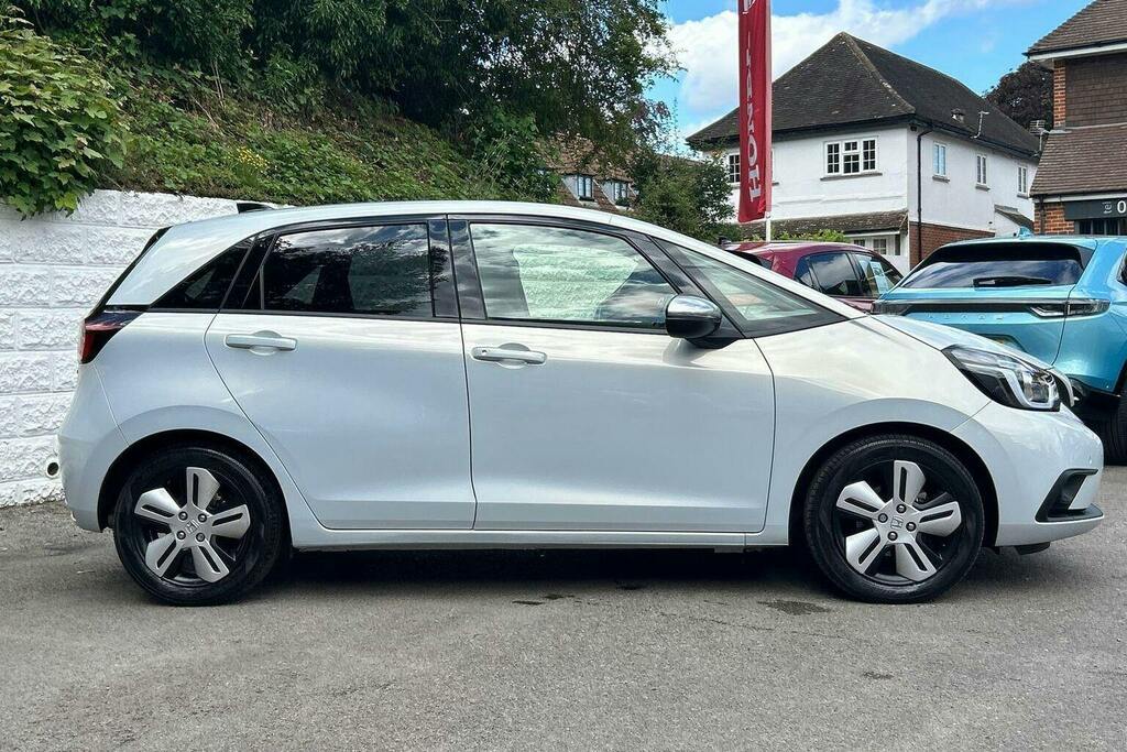 Honda Jazz 1.5 H I Mmd Ex Hatchback Hybrid Ecvt HR21WMF White #2
