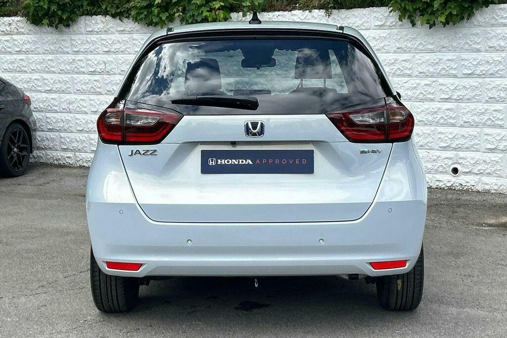 Honda Jazz 1.5 H I Mmd Ex Hatchback Hybrid Ecvt HR21WMF White #4