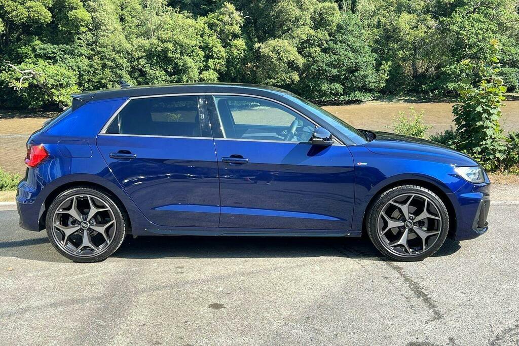 Audi A1 1.0 Tfsi 30 Black Edition Sportback Man BN74XJK Blue #2