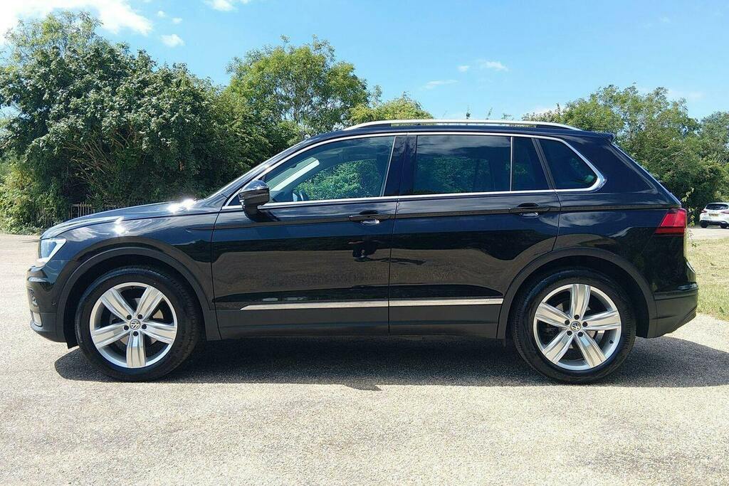 Volkswagen Tiguan 1.5 Tsi Evo Match Suv Dsg Black #6