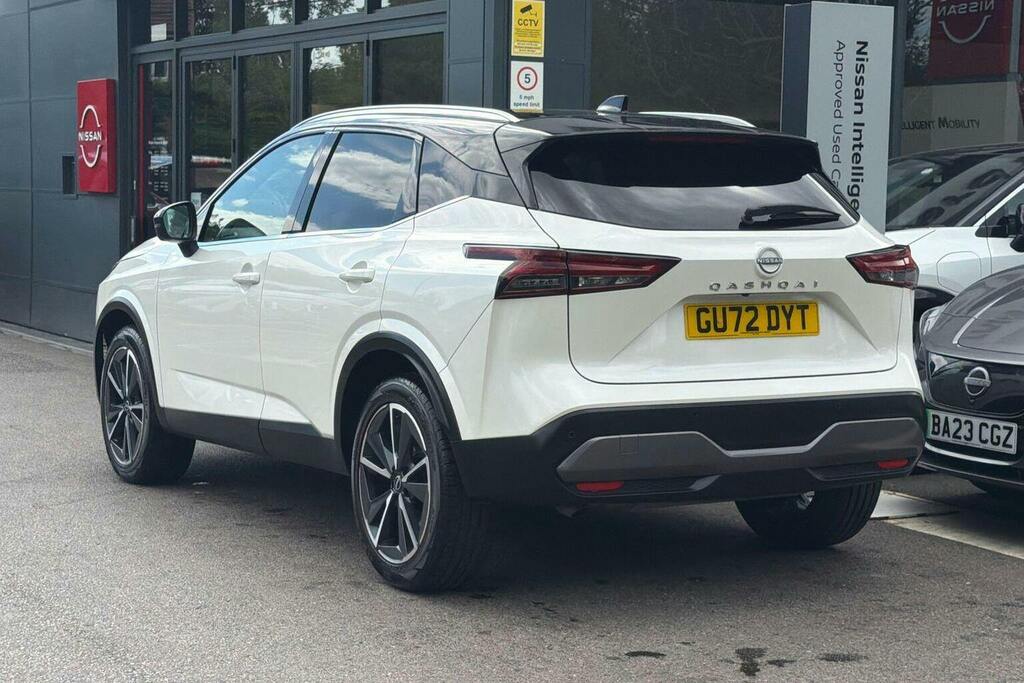 Nissan Qashqai 1.3 Dig T Mhev Tekna Suv Hybrid Xtron GU72DYT White #5