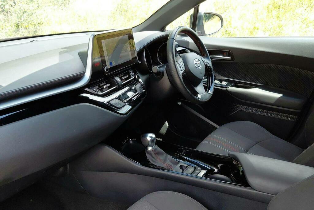 Toyota C-Hr 1.8 Vvt H Gr Sport Suv Hybrid Cvt GU23JHK Purple #5