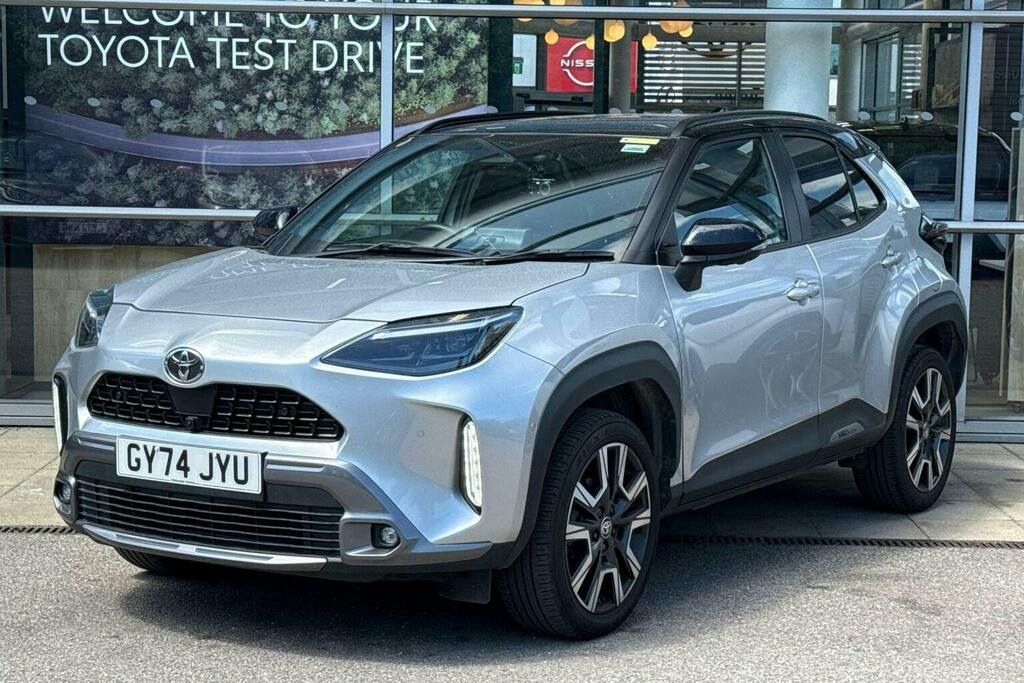 Toyota Yaris Cross 1.5 Vvt H Premiere Edition Suv Hybrid E Silver #3