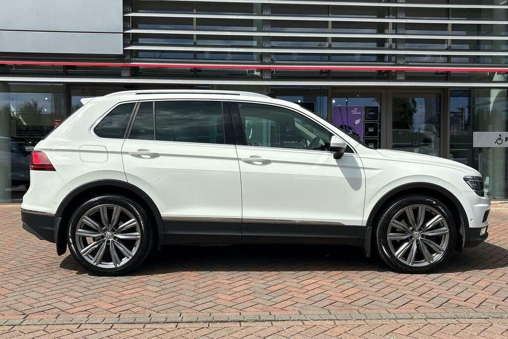 Volkswagen Tiguan 2.0 Tsi Bluemotion Tech Sel Suv Dsg 4Mo GU66UAK White #2
