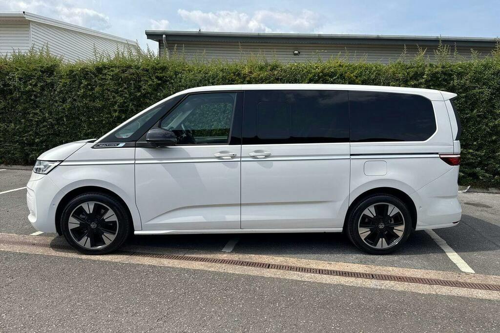 Volkswagen Multivan 1.5 Tsi Ehybrid 19.7Kwh Style Long Mpv White #6