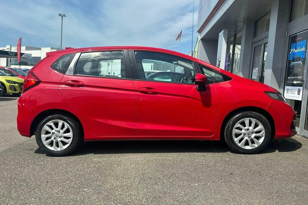 Honda Jazz 1.3 I Vtec Se Hatchback Cvt Red #2