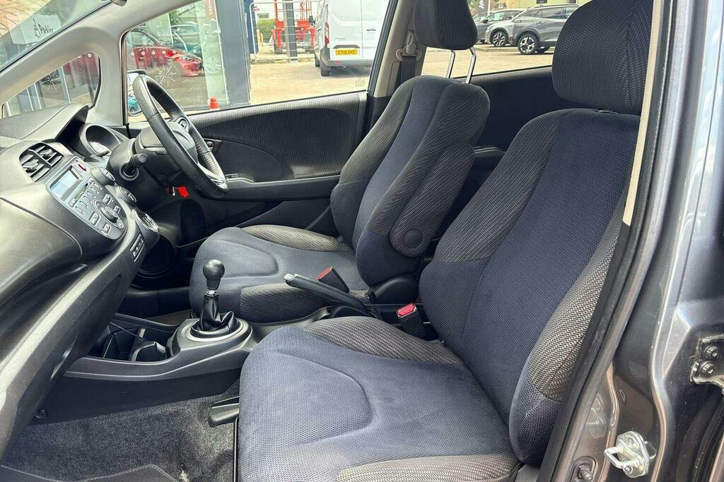 Honda Jazz 1.4 I-vtec Es Cvt Euro 5 Grey #16