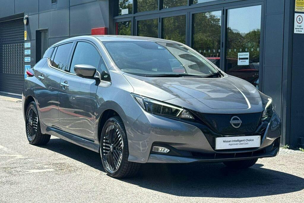 Nissan Leaf 59Kwh E Plus Tekna Hatchback Grey
