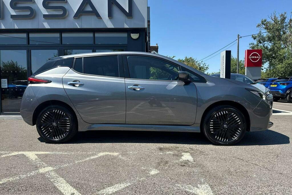 Nissan Leaf 59Kwh E Plus Tekna Hatchback Grey #2