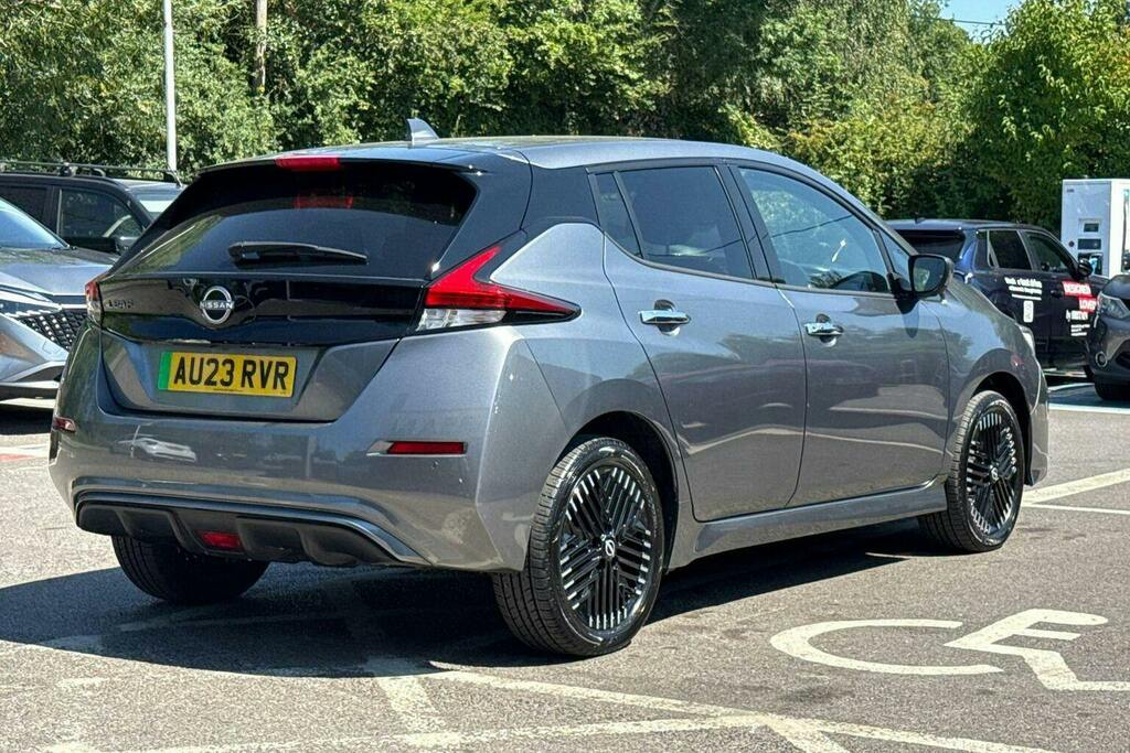 Nissan Leaf 59Kwh E Plus Tekna Hatchback Grey #3