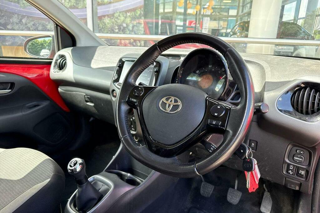 Toyota Aygo 1.0 Vvt Black #12